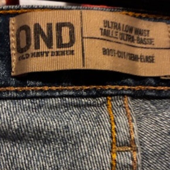 Vintage Old Navy Denim, Black Stars on front, low rise, size 4, Cotton, Elastane - Picture 8 of 8